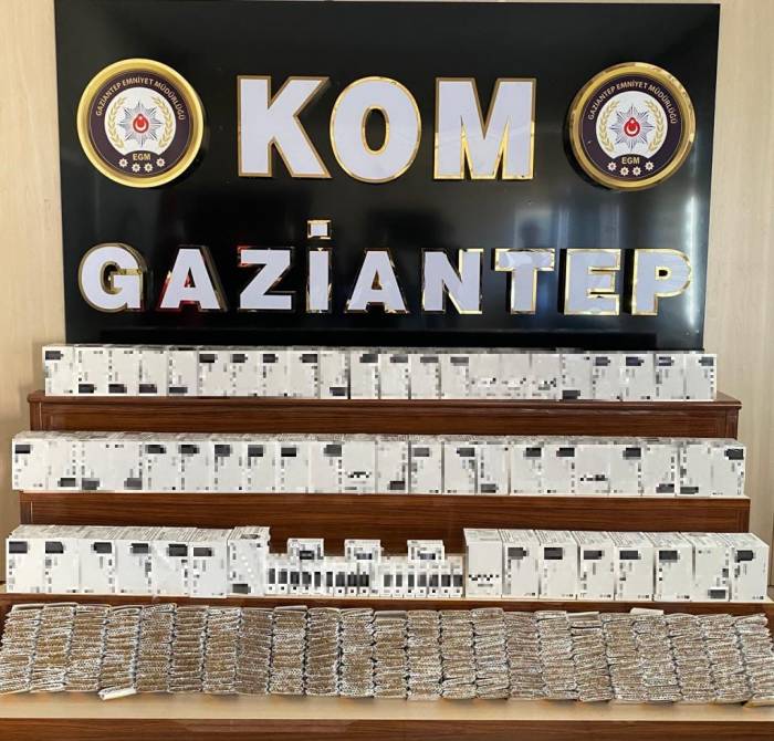 Gaziantep’te Kaçak Sigara Operasyonu: 4 Gözaltı