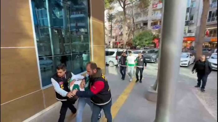İzmir’de Düğünü Kana Bulayan Zanlı Tutuklandı