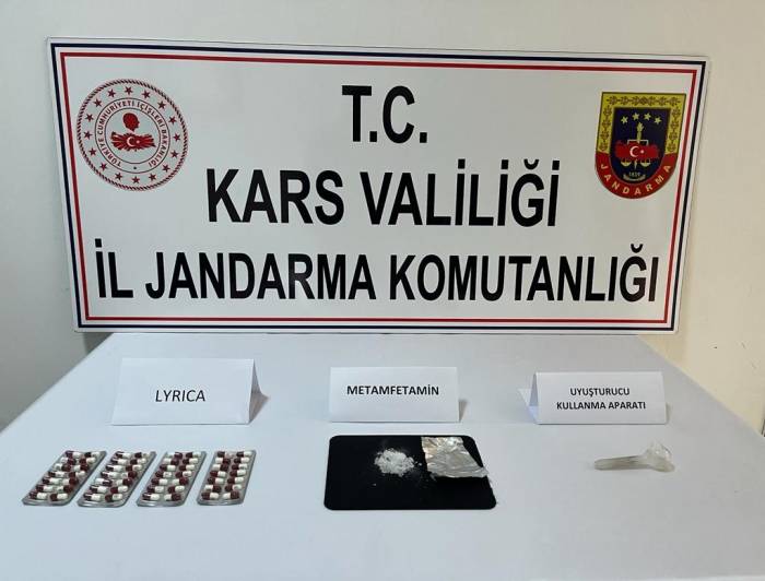 Kars’ta Jandarma Uyuşturucu Tacirlerine Göz Açtırmıyor