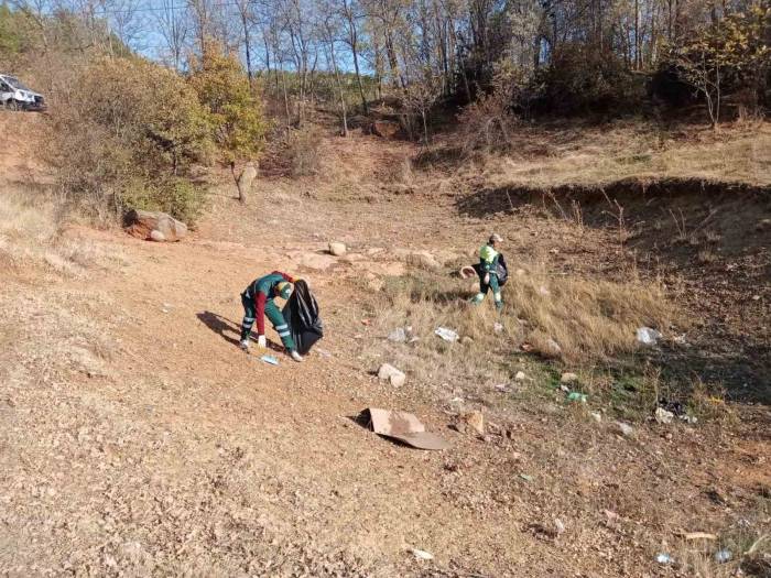 Keçiören Belediyesi Doğayı Temizleme Timi Görev Başında