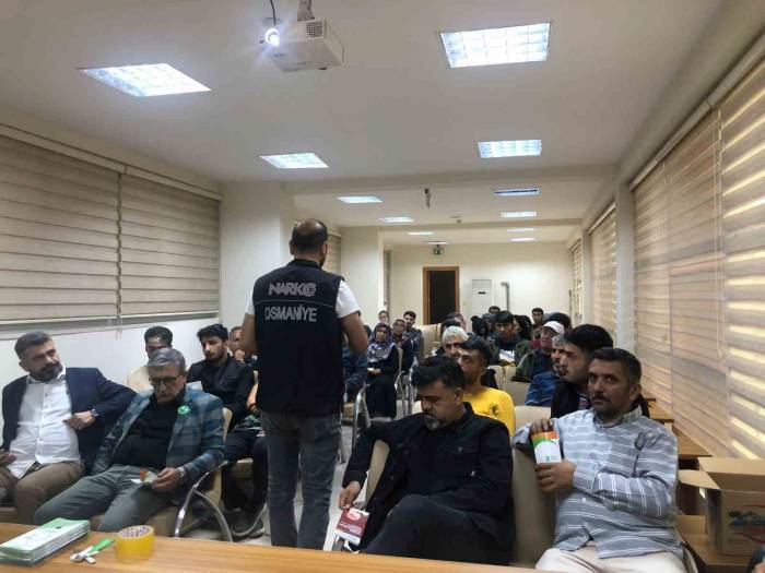 Osmaniye’de Vatandaşlara Uyuşturucu Ve Madde Bağımlılığı İle Mücadele Eğitimi