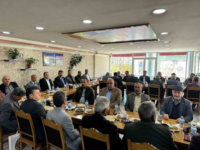 Tüdkiyeb Genel Başkanı Nihat Çelik, Van’da Muhtarlarla Buluştu