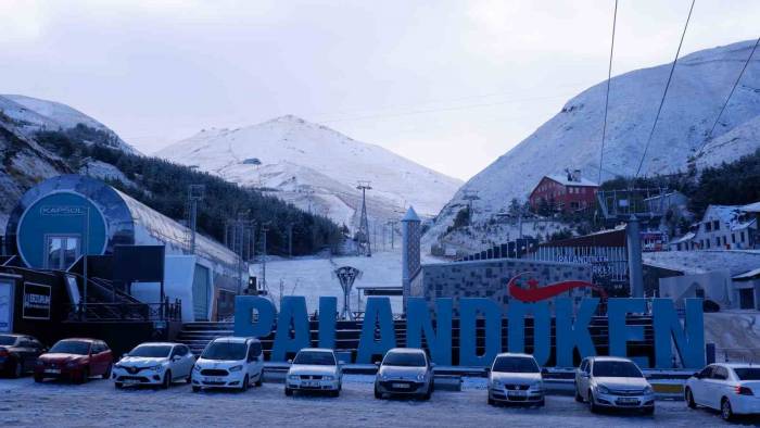 Erzurum’da Kar Sürprizi