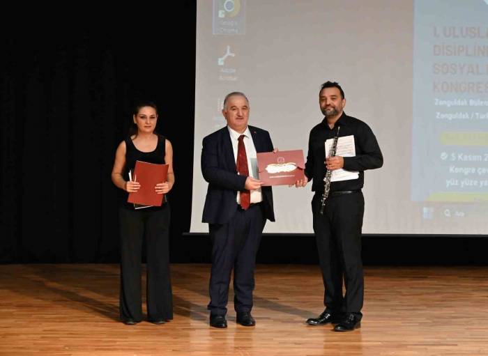 I. Uluslararası Karaelmas Disiplinlerarası Sosyal Bilimler Kongresi Başladı