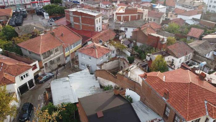 Balıkesir’in Havran İlçesinde Etkili Olan Hortumun Etkileri Havadan Görüntülendi