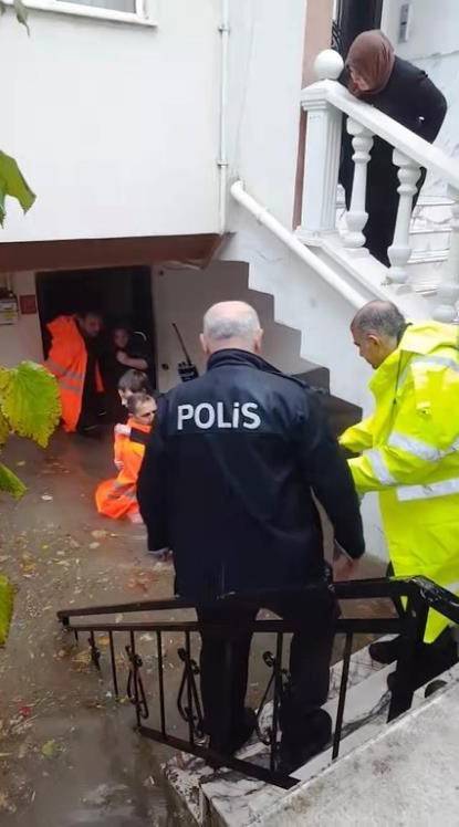 İmdatlarına İtfaiye Yetişti