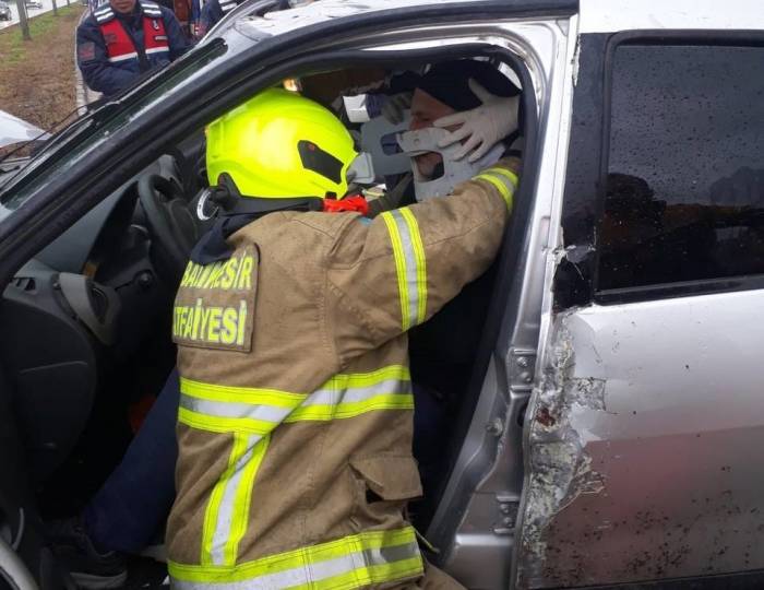Bandırma - Bursa Karayolu Üzerinde Trafik Kazası: 1 Yaralı