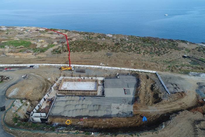 Akçaabat Yarı Olimpik Kapalı Yüzme Havuzu İnşaatı Hızla Yükseliyor