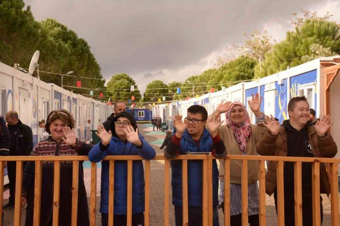 Kahramanmaraş’ta “+1 Sokak” Down Sendromlu Çocuklara Yuva Oldu