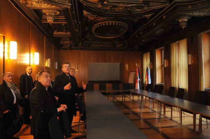 Başkan Böcek: “Nürnberg’de Noel Pazarında Antalya Stant Açarak Yer Alacak”