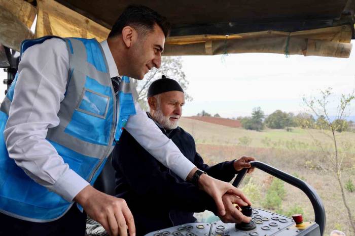 Bilecik Valisi Aygöl, Köy Yolu Çalışmalarını İnceledi