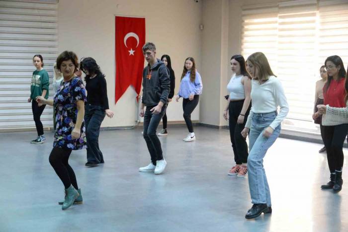 Bozüyük Belediyesi Ara Tatil Atölyeleri Renkli Görüntülere Sahne Oldu