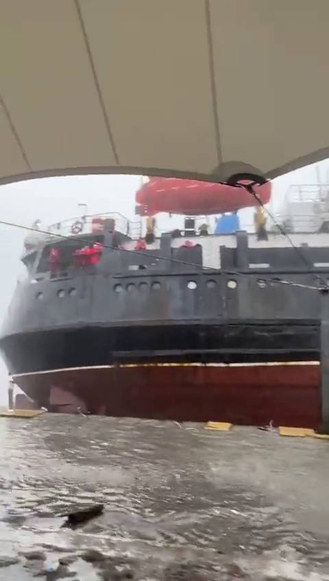 Denizcilik Genel Müdürlüğü’nden Zonguldak Açıklarında Karaya Oturan Gemiye İlişkin Açıklama