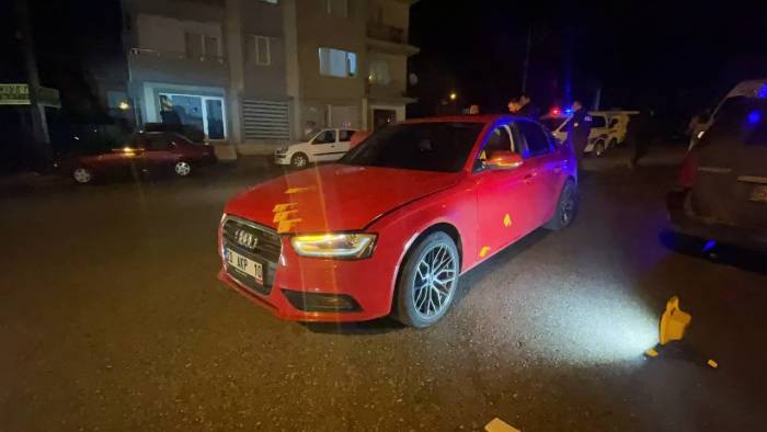 Kurşunladıkları Araçtan İndirdikleri 2 Kişiyi Darp Eden Şüpheliler Kovalamaca Sonucu Yakalandı