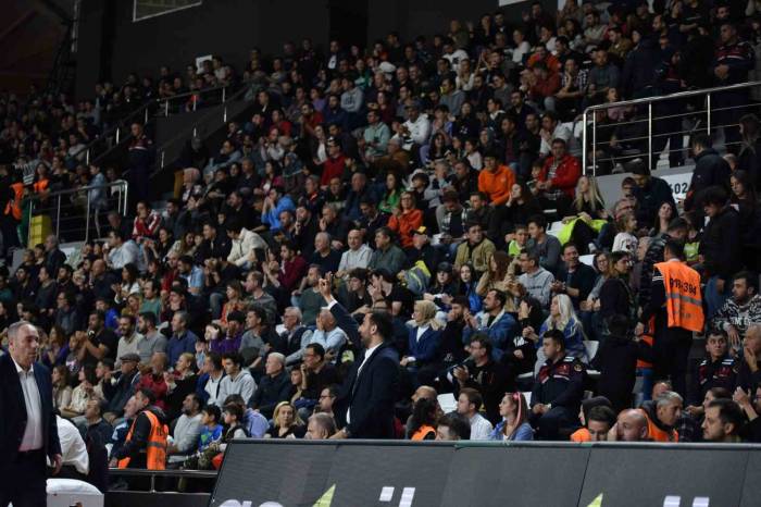 Türkiye Sigorta Basketbol Süper Ligi: Manisa Bbsk: 69 - Fenerbahçe Beko: 82