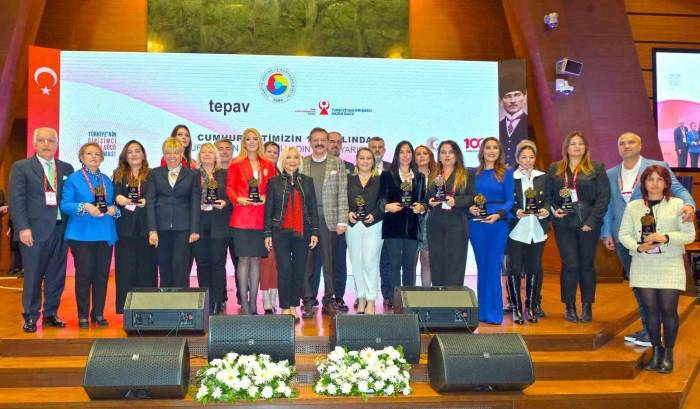 Girişimci Kadınların “2023 Yıldızları” Ödüllendirildi