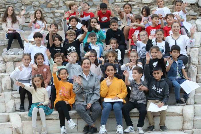 İzmir Selçuk’ta ’çocuk Meclisi’ Kuruldu