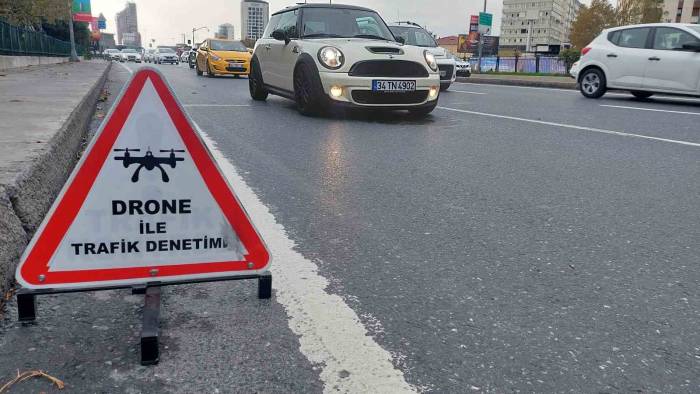 Beşiktaş’ta Yayalara Yol Vermeyen Sürücülere Ceza Yazıldı