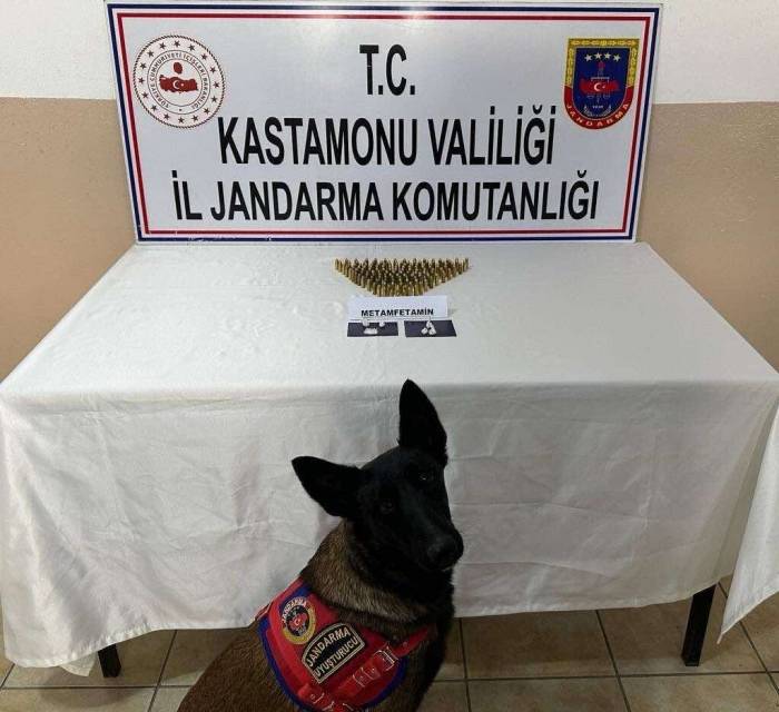 Kastamonu’da Uyuşturucu Operasyonu: 3 Gözaltı
