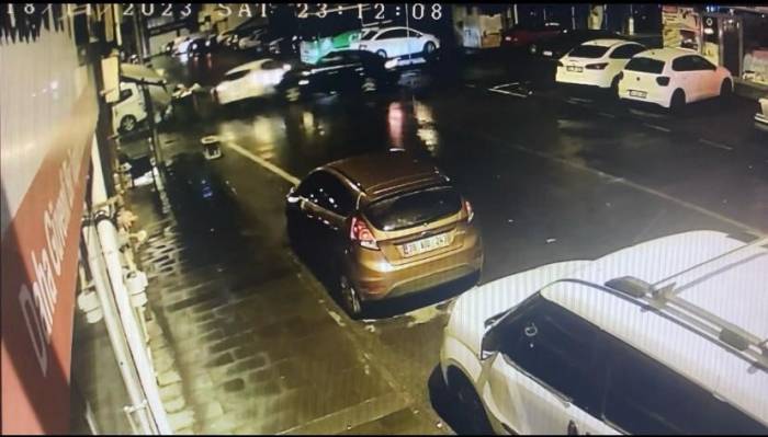 2 Kişinin Yaralandığı Kaza Kamerada