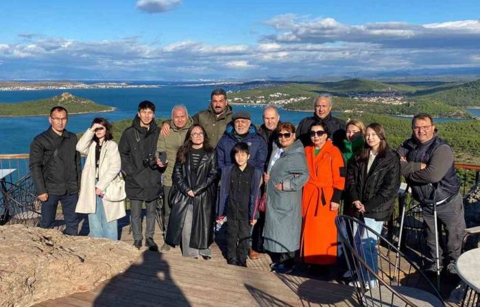 Kazak Ve Türk Gazeteciler Arasındaki İşbirliği Köprüsü Gelişiyor