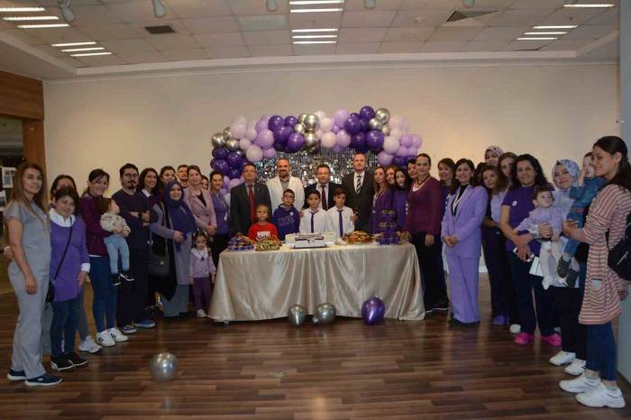 Mor Balonlar Prematüre Bebekler İçin Uçuruldu