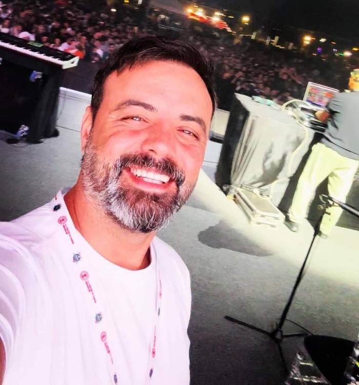 Radyo Programcısı Nişanlısının Eski Eşine Kurşun Yağdırdı