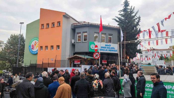 Şehit Eren Bülbül Gençlik Merkezi Hizmete Açıldı