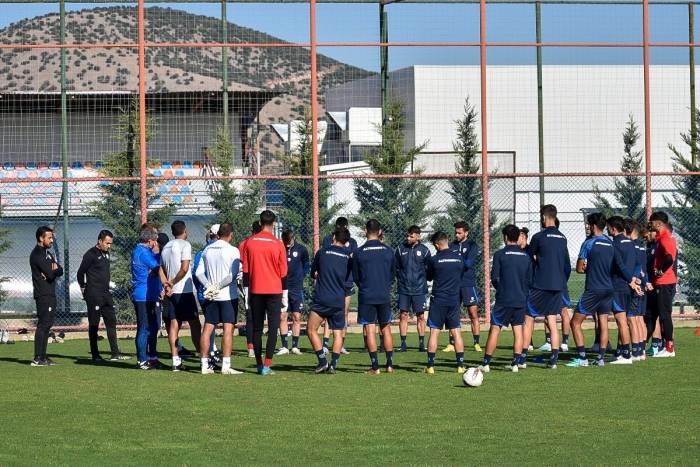 Altınordu, Yeniden Düşme Hattında