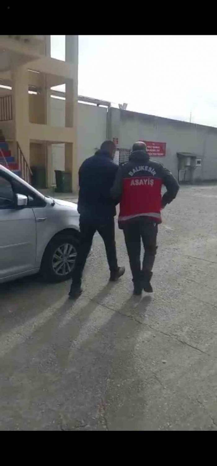 Balıkesir’de 26 Ve 27 Yıl Hapis Cezası Olan 2 Şahıs Yakalandı
