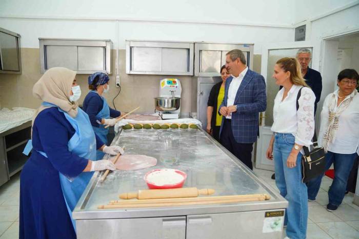 Marifetli Ellerden Kış Hazırlıkları Raflarda Yerini Aldı