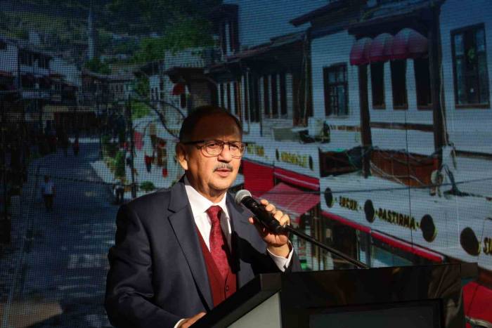 Bakan Özhaseki’den Chp’li Belediyelere: “Allah Rızası İçin Rantsal Dönüşüm Yapmasınlar”