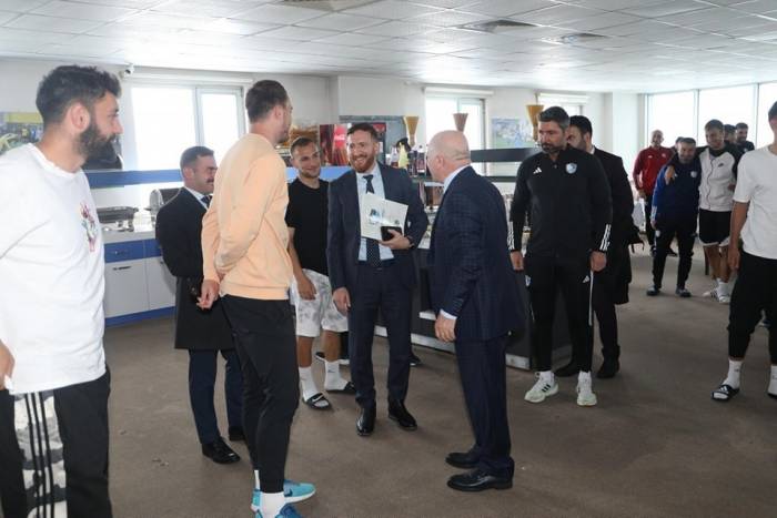 Başkan Sekmen; “Dün Olduğu Gibi Bugün De Erzurumspor’un Destekçisiyiz”