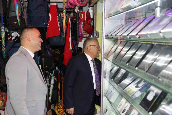 Büyükkılıç’tan Hunat Çarşısı Esnafına Ziyaret