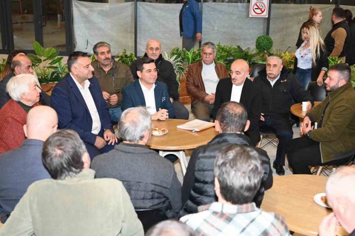 Tütüncü, Doğu Garajı Festival Çarşısı Esnafıyla Bir Araya Geldi