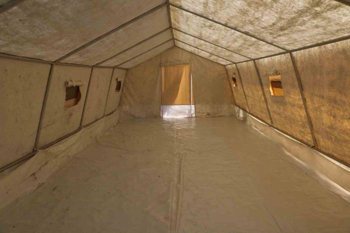 Konargöçer Ailelere Çadır Yardımı