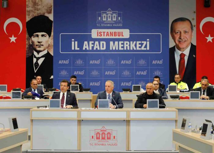 İstanbul’da Kış Lastiği Kullanma Zorunluluğu 25 Kasım’a Çekildi