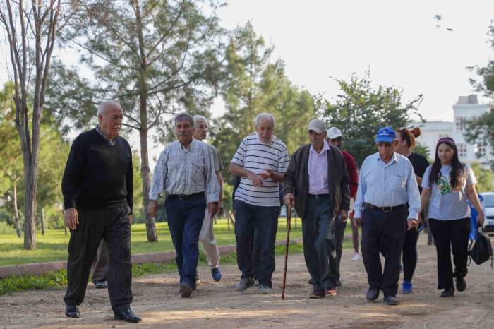 "Emekli Evi" Üyelerine Yönelik ’koah’ Farkındalık Etkinliği Düzenlendi