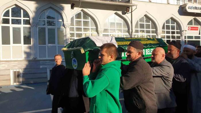 Kazada Hayatını Kaybeden Genç Son Yolculuğuna Uğurlandı