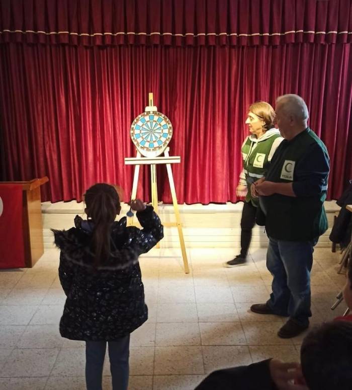 Köy Okulu Öğrencileri İçin Dart Etkinliği