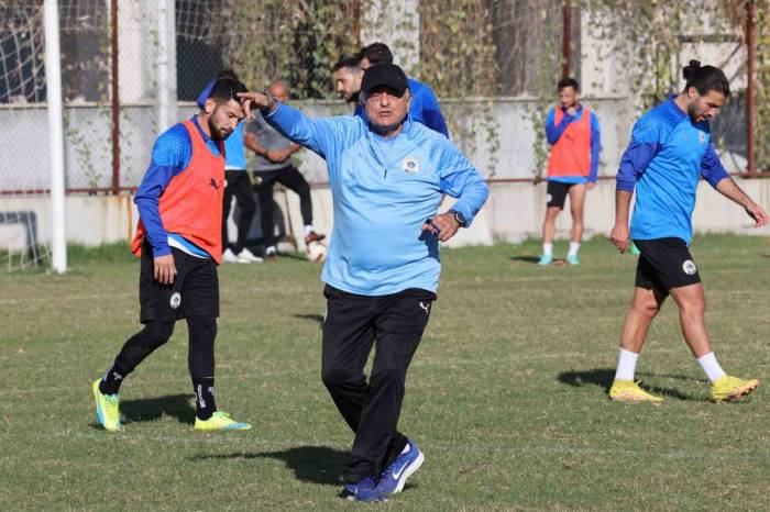 Menemen Fk’da Yılmaz Vural Farkı