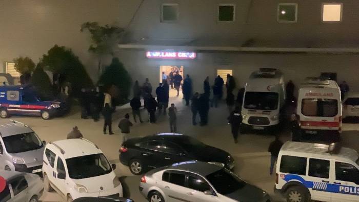 Çocukların Tartışmasına Babalar Da Dahil Olunca Kan Aktı: 1 Ölü