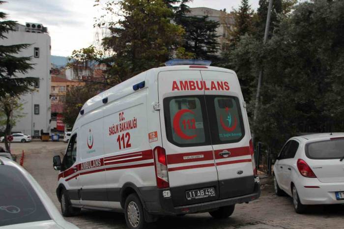 Bilecik’te Elektrikli Bisikletin Devrilmesi Sonucu 1 Kişi Yaralandı