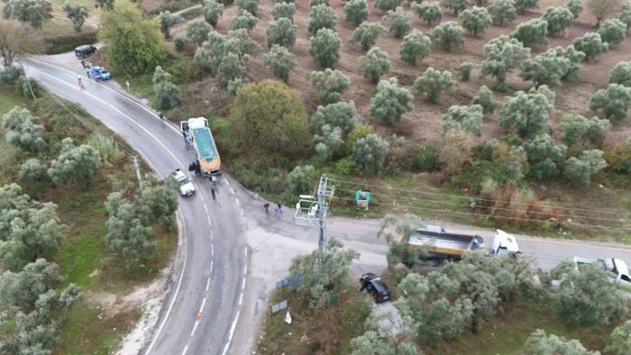 Milas’ta Tırlar Çarpıştı: 1 Yaralı
