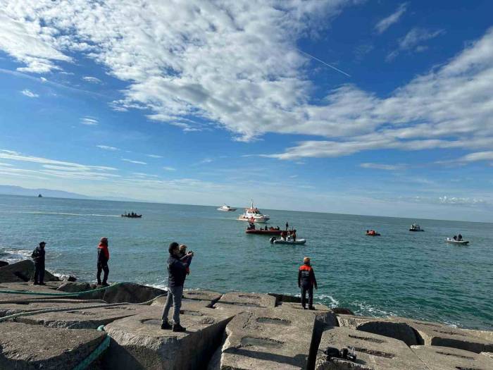 Kafkametler Gemisi’nin 11 Mürettebatı İçin Havadan, Karadan, Denizden Aramalar Yoğunlaştı