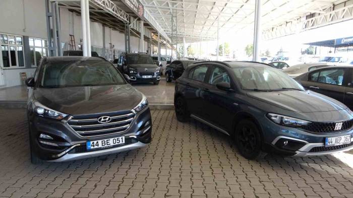 Yüzde 20 Fiyat Düşüşleri İkinci El Otomobil Piyasasını Hareketlendi