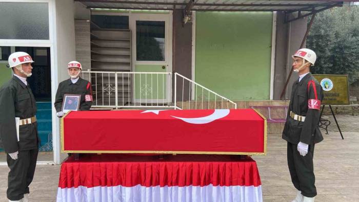 Kore Gazisi Son Yolculuğuna Uğurlandı