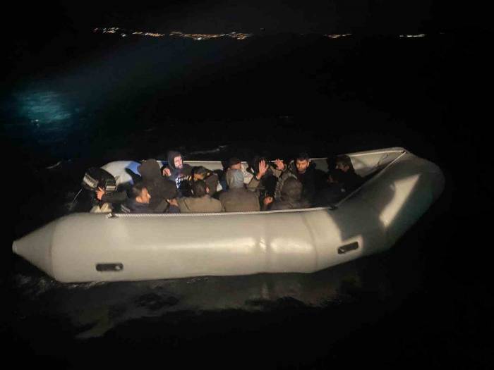 Bodrum Açıklarında 38 Düzensiz Göçmen Yakalandı