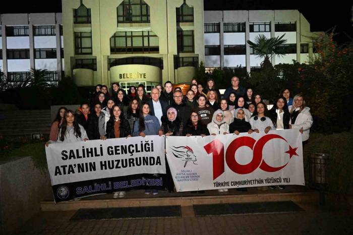 Liseli Gençlerde 2. Kafile Ankara’ya Uğurladı