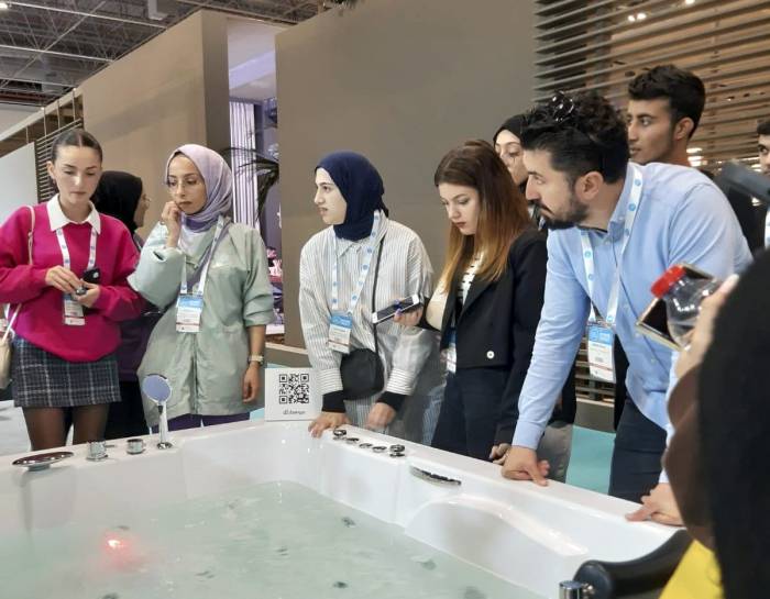 Subü’lü Öğrenciler Teknik Gezi İçin Unicera Fuarı’ndaydılar